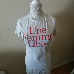 Une Femme Libre Tshirt